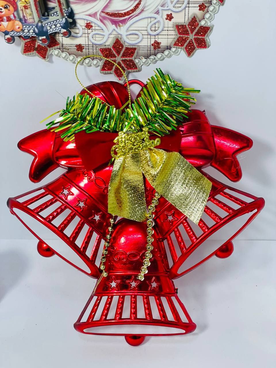 اجراس حمراء لتزيين شجرة الكريسماس - الصورة 2